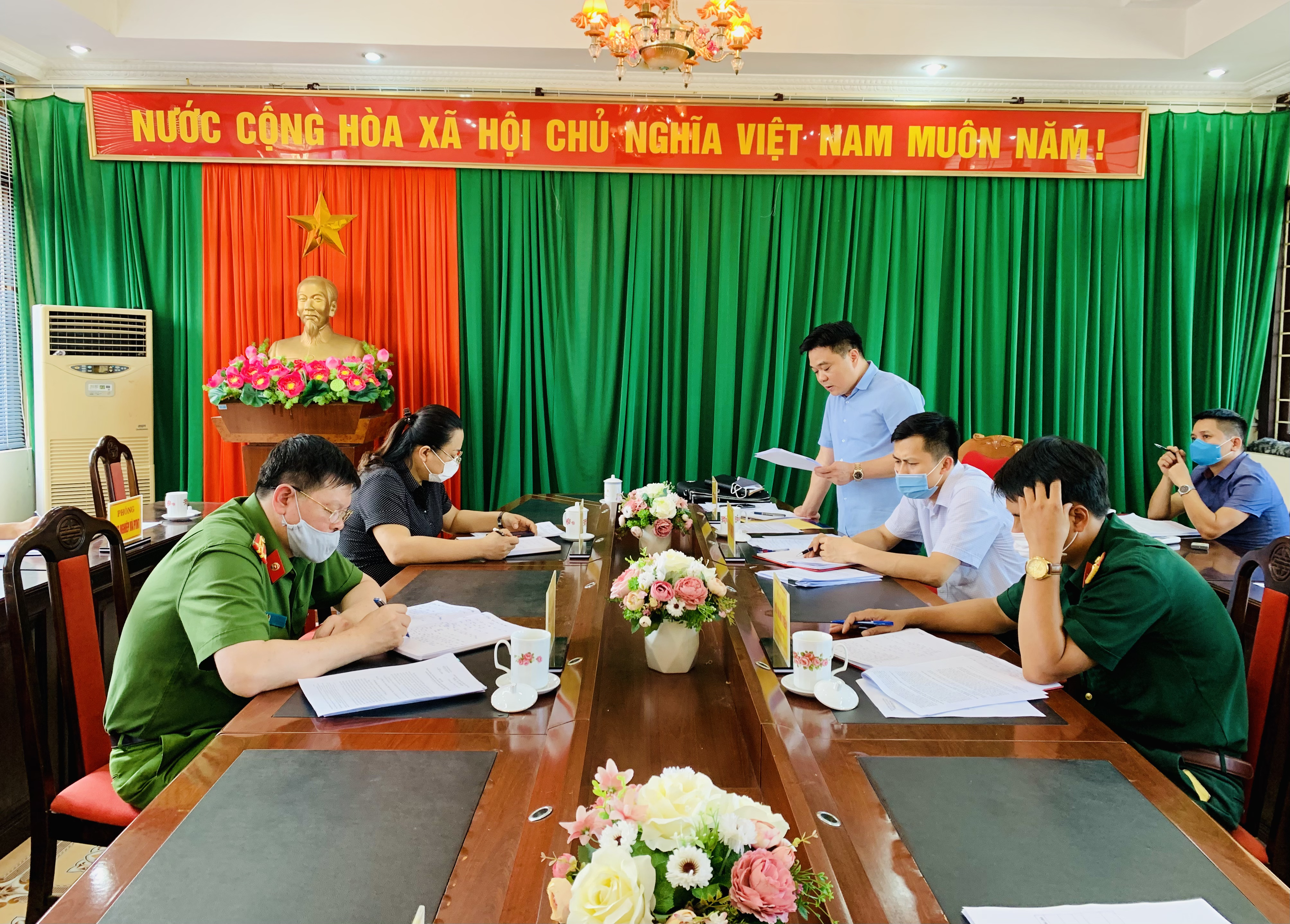 Tiểu ban phụ trách ANTT – ATXH tỉnh làm việc tại huyện Vị Xuyên