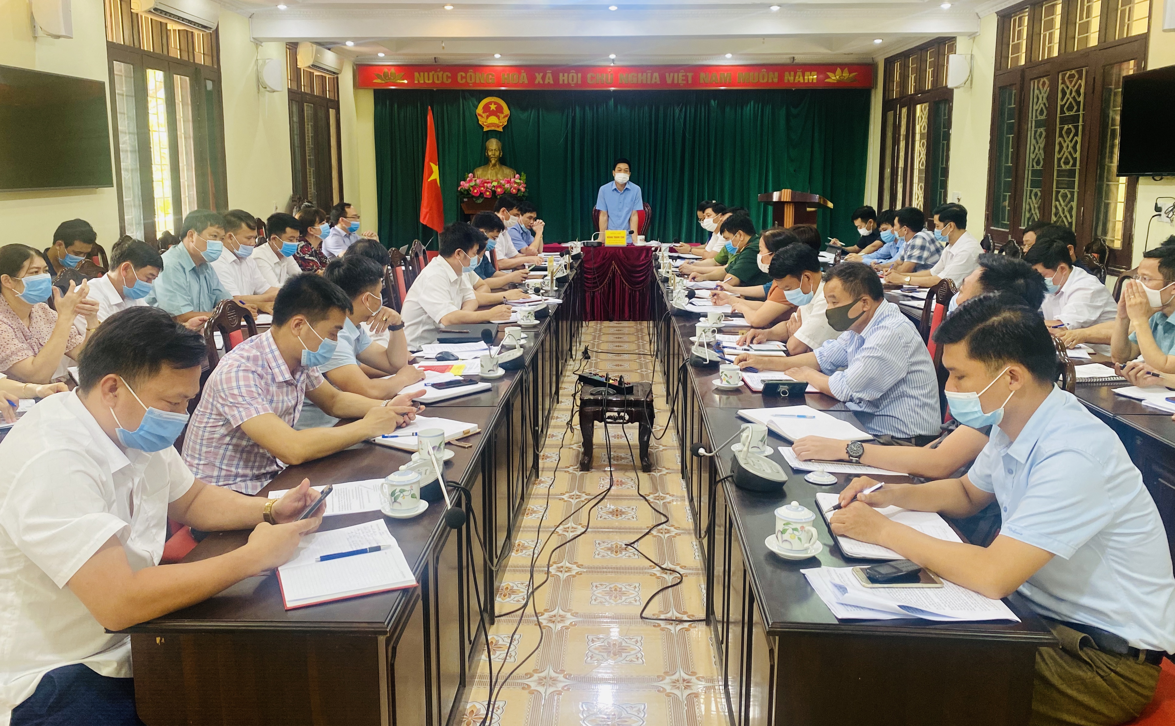 Họp UBBC huyện Vị Xuyên chuẩn bị cho Bầu cử Quốc Hội và HĐND các cấp, nhiệm kỳ 2021-2026.